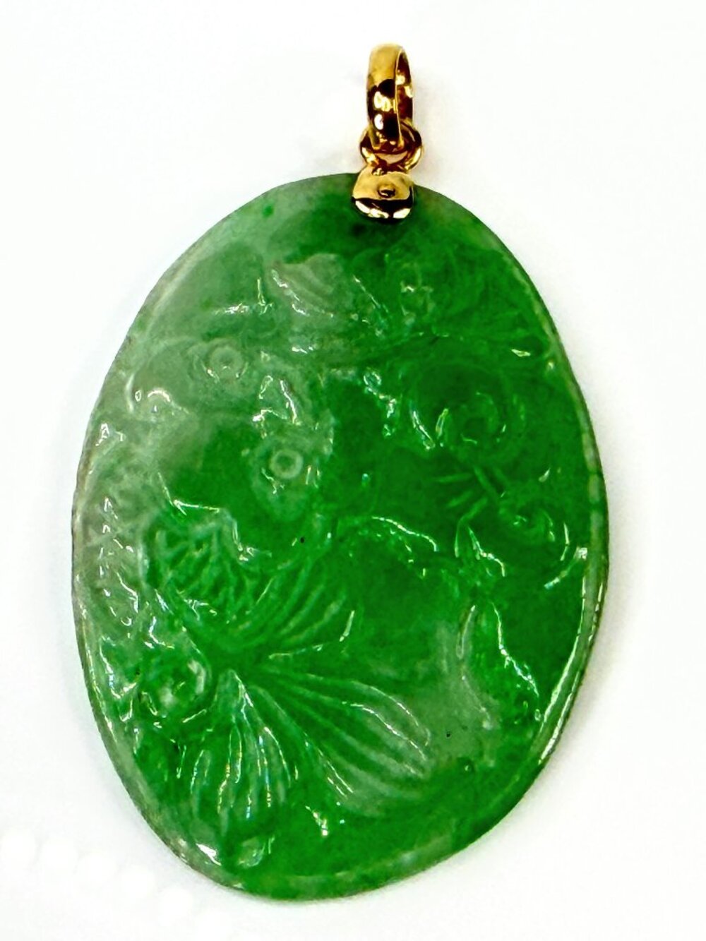 Vintage Carved Green Jadeite Butterfly Floral 14K Gold Pendant 15.8g 60mm JR2191